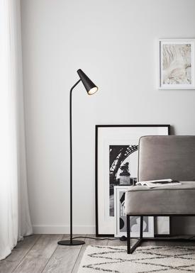 Lampadaire design Markslöjd Peak Noir Métal 107900