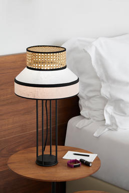 Lampe de table Singapour H 59 cm Rose / Blanc - Lin / Cannage naturel - Market set - PR503455