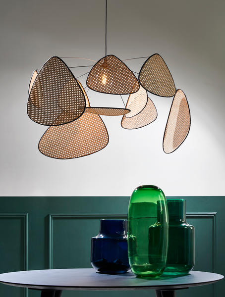 Lustre design suspension market set